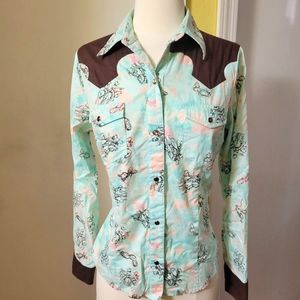 Shyanne Women's Western Snap Button Down Shirt size Small